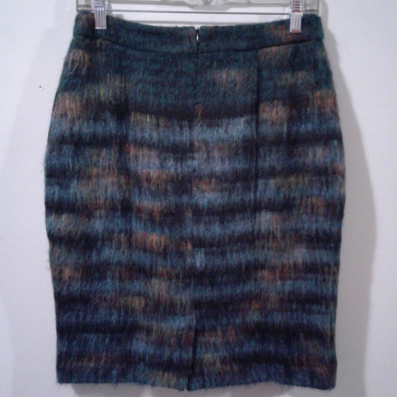 Maeve Anthropologie Feathered Wool Skirt Size 6 - Picture 3 of 5